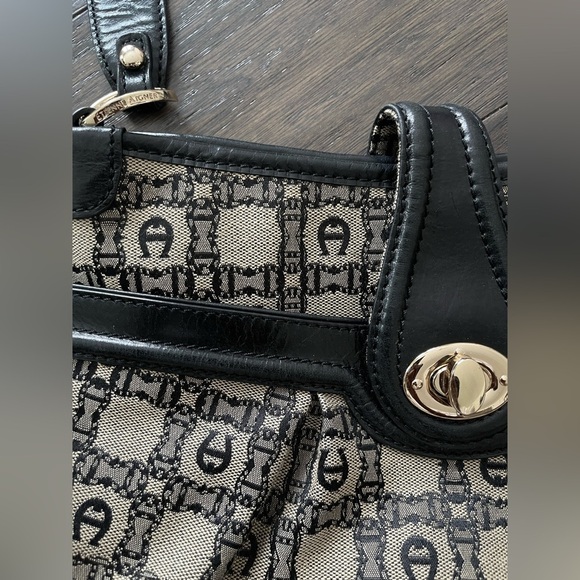 Etienne Aigner Vintage Y2K Black and Tan Shoulder 90s Office Bag Business - Picture 2 of 5